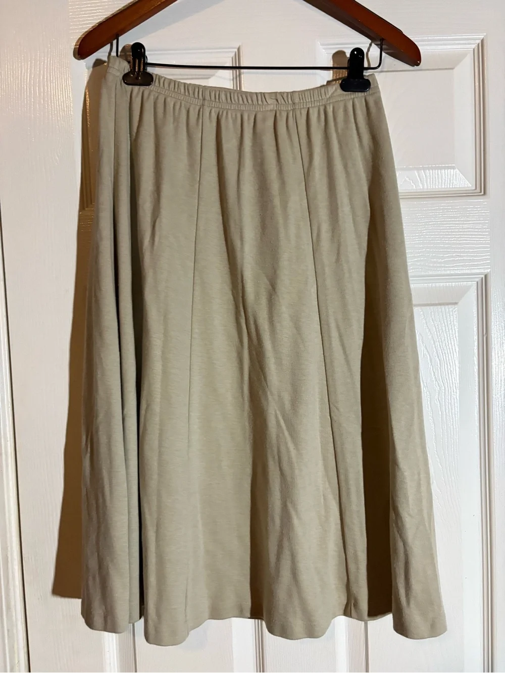 Aileem soft beige